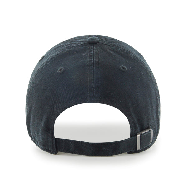 Pictured is this MLB New York Yankees Base Runner ’47 CLEAN UP cap in black. 2