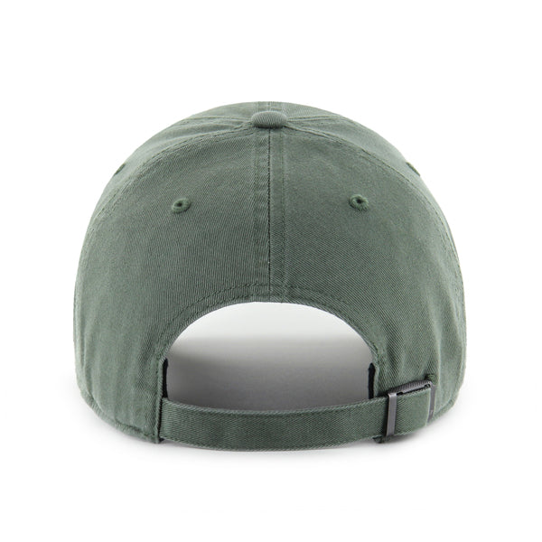 Pictured is this MLB New York Yankees Base Runner ’47 CLEAN UP cap in dark green. 2