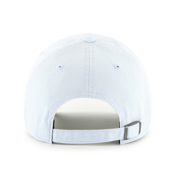 Pictured is this MLB New York Yankees Base Runner ’47 CLEAN UP cap in light blue. 2