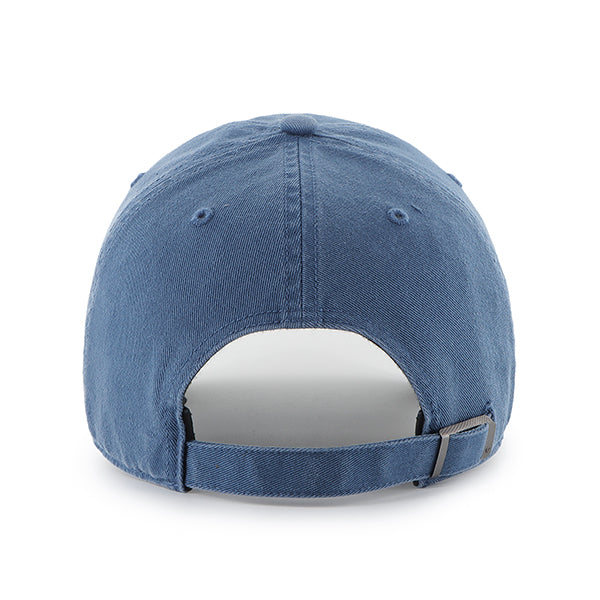Pictured is this MLB New York Yankees Base Runner ’47 CLEAN UP cap in blue. 2