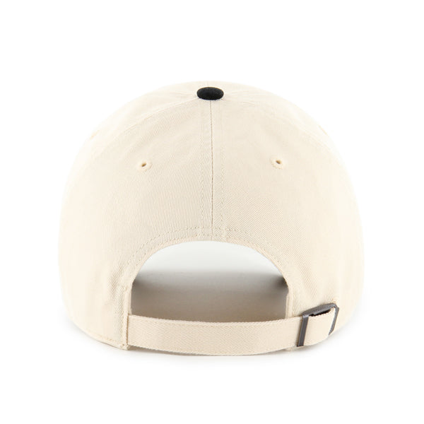 Pictured is this MLB New York Yankees Base Runner ’47 CLEAN UP cap in natural and black. 2
