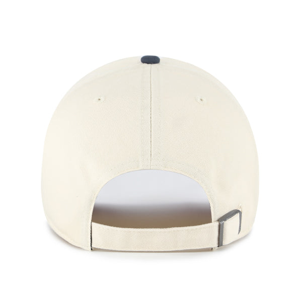 Pictured is this MLB New York Yankees Base Runner ’47 CLEAN UP cap in natural and vintage navy. 2