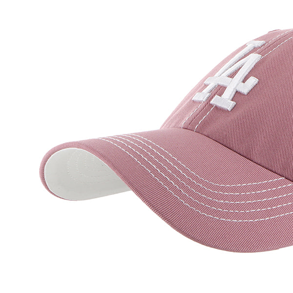 Pictured is this MLB Los Angeles Dodgers Contrast Stitch ’47 CLEAN UP cap in pink. 3