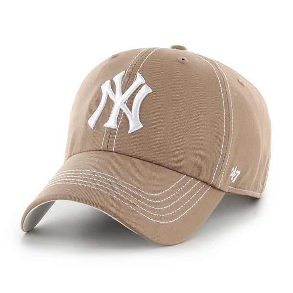 Pictured is this MLB New York Yankees Contrast Stitch ’47 CLEAN UP cap in brown. 1