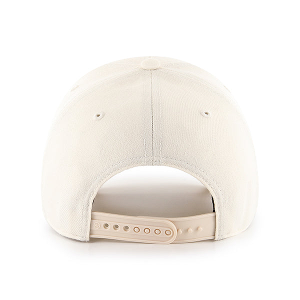Pictured is this MLB New York Yankees Snapback ’47 MVP cap in natural. 2