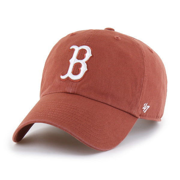 Pictured is this MLB Boston Red Sox ’47 CLEAN UP cap in dark red. 1