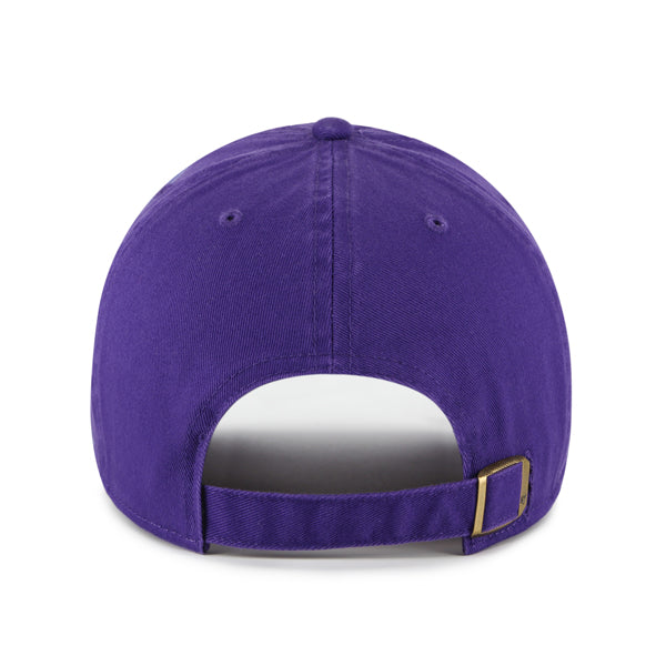 Pictured is this MLB New York Yankees ’47 CLEAN UP cap in purple. 2