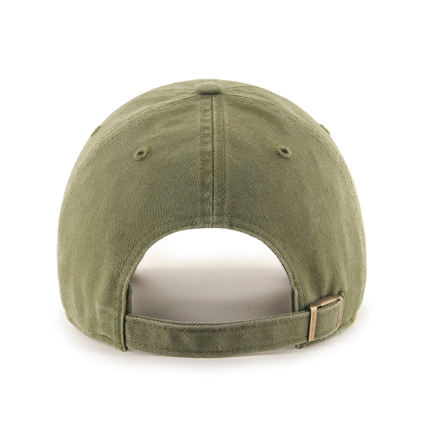 Pictured is this MLB New York Yankees ’47 CLEAN UP cap in sandalwood green. 2
