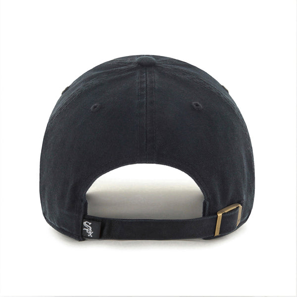 Pictured is this MLB Chicago White Sox '47 CLEAN UP cap in black. 2
