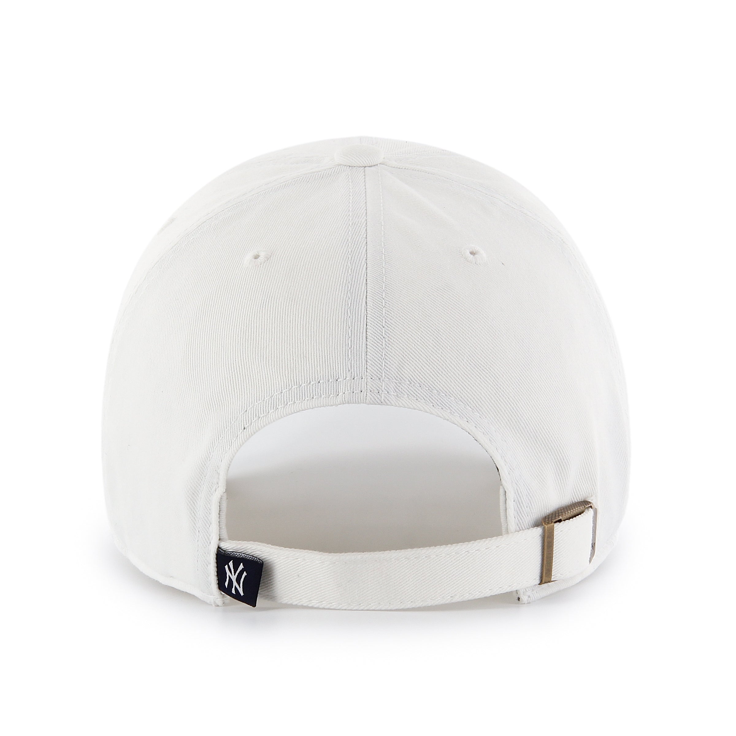 Pictured is this MLB New York Yankees '47 CLEAN UP cap in white. 2