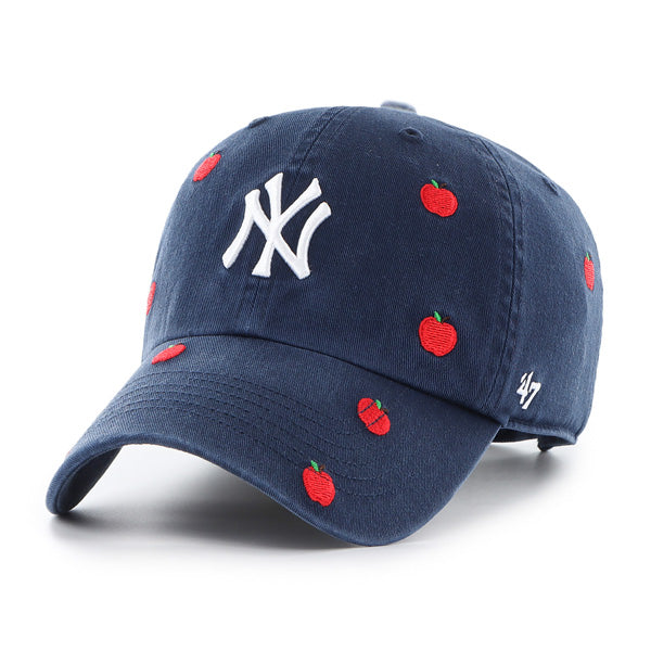 Pictured is this MLB New York Yankees Scatter ’47 CLEAN UP cap in navy. 1