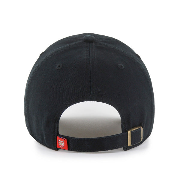 Pictured is this Arsenal FC ’47 CLEAN UP cap in black. 2