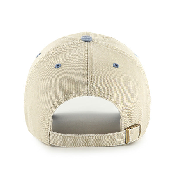 Pictured is this NFL New York Giants Breaking Trail ’47 CLEAN UP cap in natural. 2