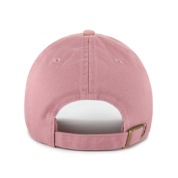 Pictured is this Fruit Icon Strawberry Base Runner ’47 CLEAN UP cap in pink. 2