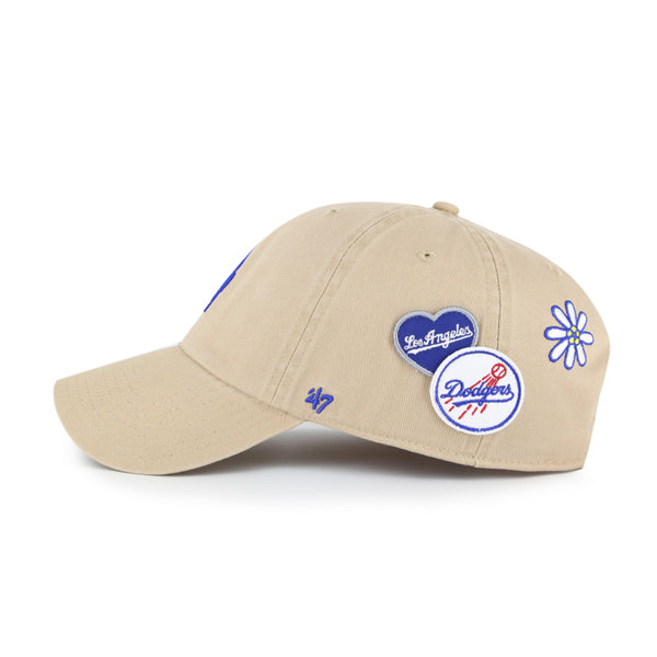 Pictured is this MLB Los Angeles Dodgers Badges '47 CLEAN UP cap in beige/khaki. 3