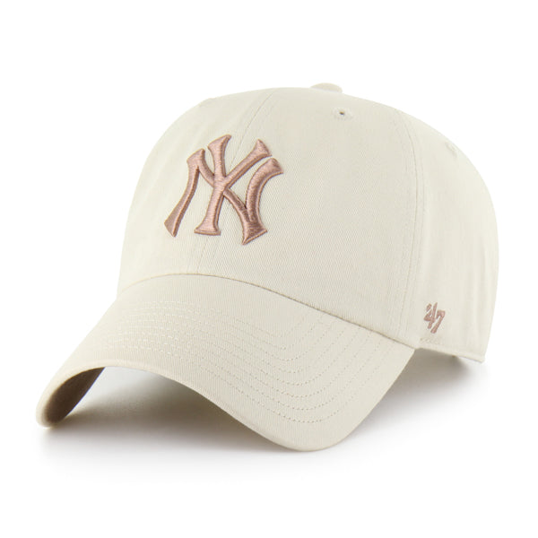 Pictured is this MLB New York Yankees Ballpark '47 CLEAN UP cap in natural. 1