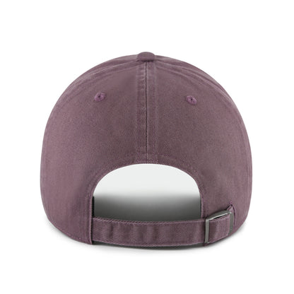 Pictured is this MLB New York Yankees Base Runner ’47 CLEAN UP cap in brown. 2