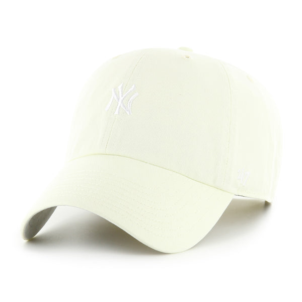 Pictured is this MLB New York Yankees Base Runner '47 CLEAN UP cap in yellow. 1