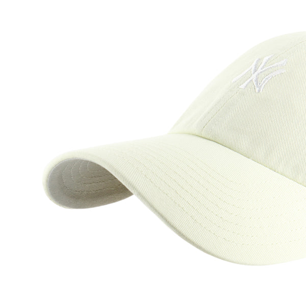 Pictured is this MLB New York Yankees Base Runner '47 CLEAN UP cap in yellow. 3