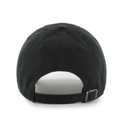 Pictured is this MLB New York Yankees Script Base Runner '47 CLEAN UP cap in black. 2