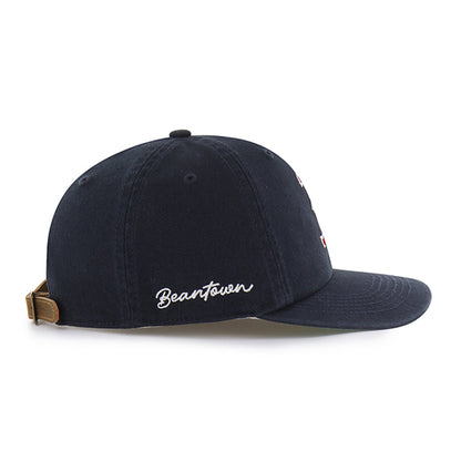 Pictured is this MLB Chain Side Stitch Boston Red Sox ’47 CLEAN UP Flat Brim cap in navy. 3