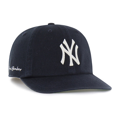 Pictured is this MLB Chain Side Stitch New York Yankees ’47 CLEAN UP Flat Brim cap in navy. 1