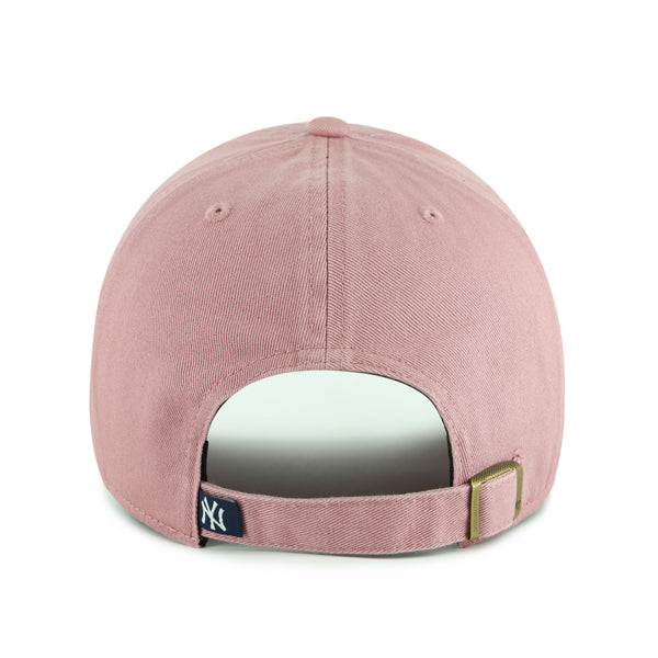 Pictured is this MLB New York Yankees Icon '47 CLEAN UP cap in pink. 2