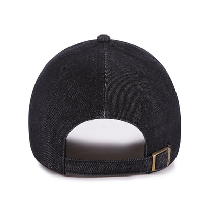 Pictured is this MLB New York Yankees Lennon '47 CLEAN UP cap in black. 2