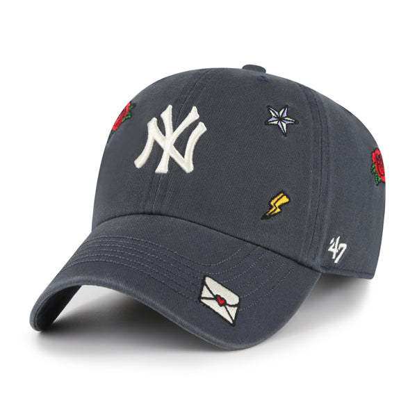 Pictured is this MLB New York Yankees Multi Scatter ’47 CLEAN UP cap in grey. 1