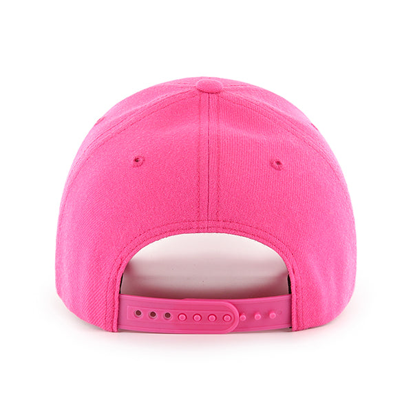 Pictured is this MLB New York Yankees Snapback ’47 MVP cap in pink. 2
