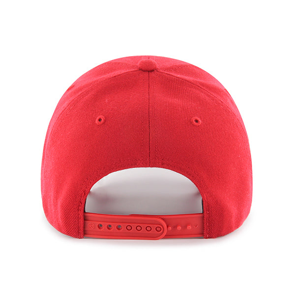 Pictured is this MLB New York Yankees Snapback ’47 MVP cap in red. 2