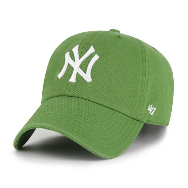 Pictured is this MLB New York Yankees '47 CLEAN UP cap in fatigue green. 1
