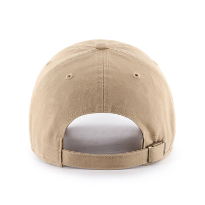 Pictured is this MLB New York Yankees Kids ’47 CLEAN UP cap in beige/khaki. 2