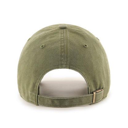 Pictured is this MLB New York Yankees '47 CLEAN UP cap in sandalwood green. 2