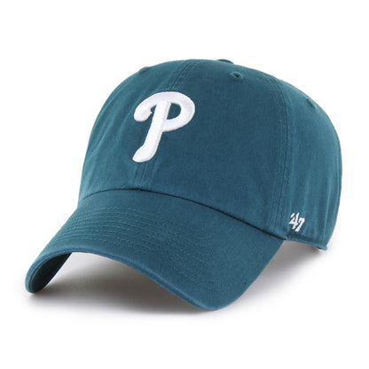 Pictured is this MLB Philadelphia Phillies ’47 CLEAN UP cap in green. 1