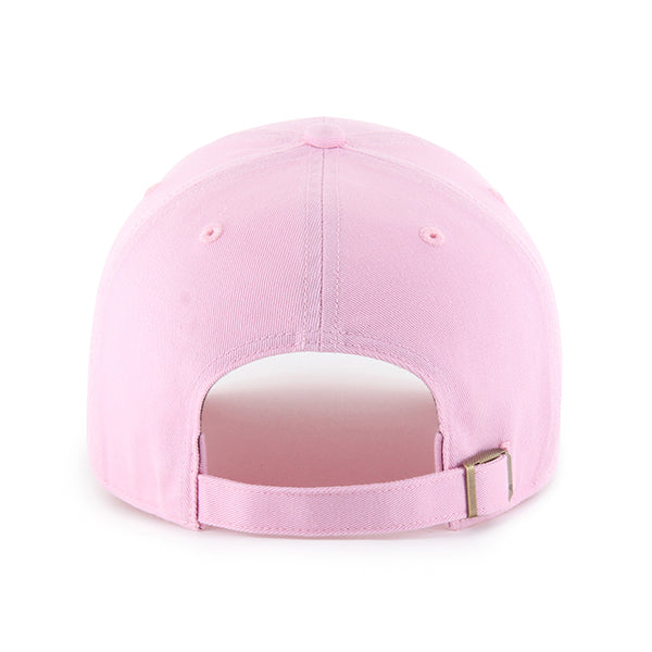 Pictured is this MLB Boston Red Sox ’47 CLEAN UP cap in pink. 6