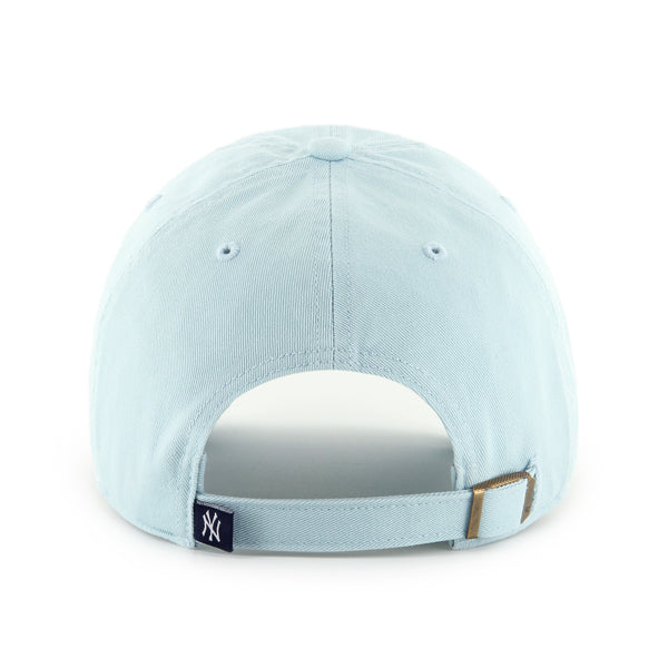 Pictured is this MLB New York Yankees '47 CLEAN UP cap in light blue. 2