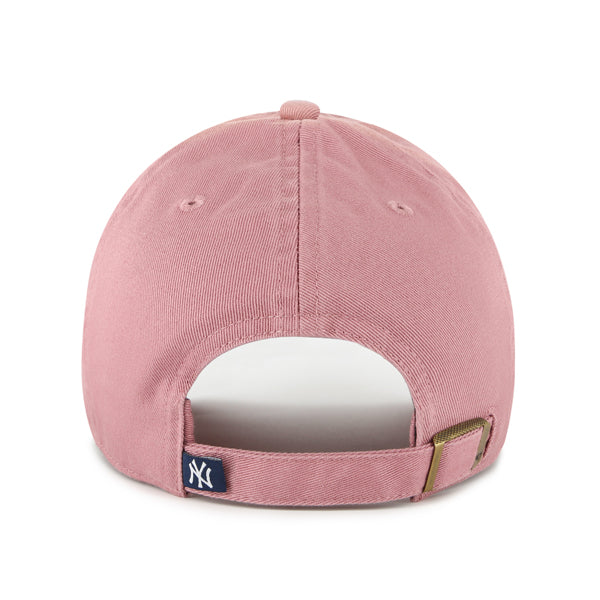 Pictured is this MLB New York Yankees '47 CLEAN UP cap in mauve. 2