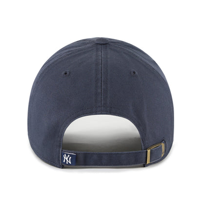 Pictured is this MLB New York Yankees Tonal ’47 CLEAN UP cap in navy. 2