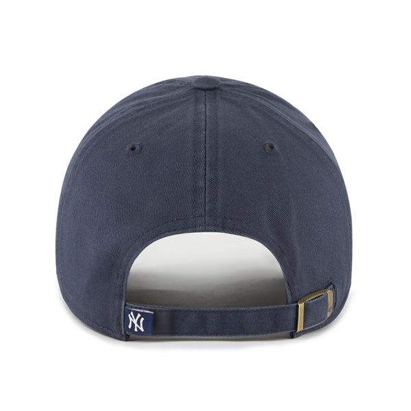 Pictured is this MLB New York Yankees Tonal ’47 CLEAN UP cap in navy. 2