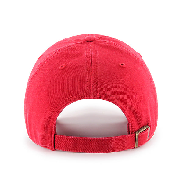 Pictured is this MLB New York Yankees '47 CLEAN UP cap in red. 2
