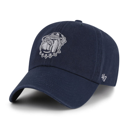 Pictured is this Collegiate Georgetown Hoyas '47 CLEAN UP cap in navy. 1