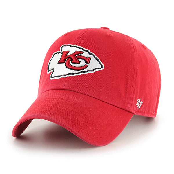 Pictured is this NFL Kansas City Chiefs ’47 CLEAN UP cap in dark red. 1