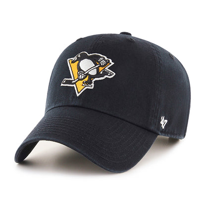 Pictured is this NHL Pittsburgh Penguins ’47 CLEAN UP cap in black. 1